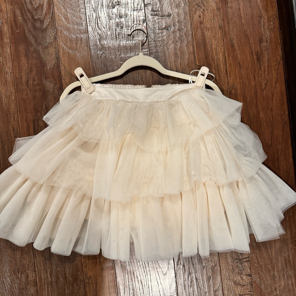 Tiered mesh skirt
